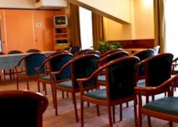 Interno non residenziale - Hotel piazza Mellano, 7, Mondovì - foto 2