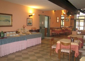 Interno non residenziale - Hotel piazza Mellano, 7, Mondovì - foto 6