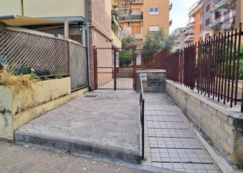 Foto 4 - Bilocale Via delle Fiamme Gialle
33, Roma - foto 4