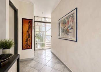 Corridoio - Villa Frazione San Bernardo, 58B, Monteu Roero - photo 16