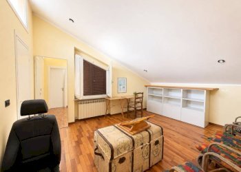 Camera da letto - Villa Frazione San Bernardo, 58B, Monteu Roero - photo 22