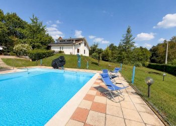 Piscina - Villa Frazione San Bernardo, 58B, Monteu Roero - foto 36