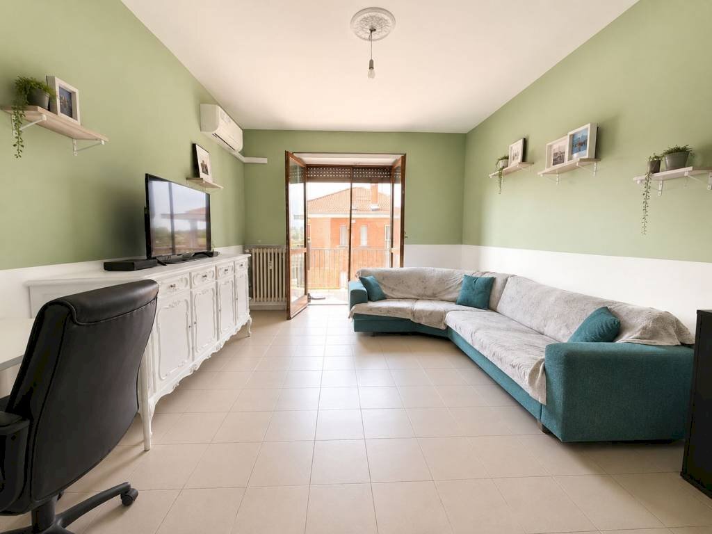 Salone - Appartamento via Compans, 17, Santena - foto 3