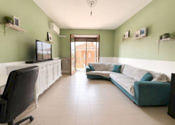 Salone - Appartamento via Compans, 17, Santena - foto 3