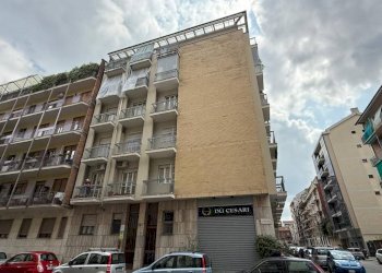 Facciata - Bilocale via Giovanni Spano, 16, Torino (zona Lingotto) - foto 20