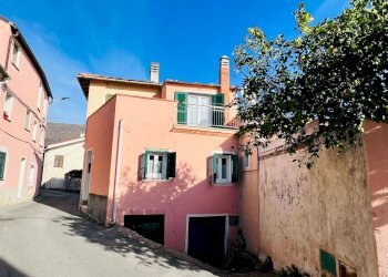Foto 1 - Appartamento Via Poggio
 
14, Diano Arentino - foto 1