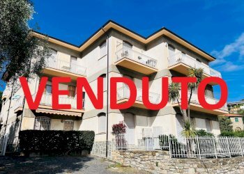 Foto 1 - Trilocale Via Mazzini
 
11, San Bartolomeo al Mare - foto 1
