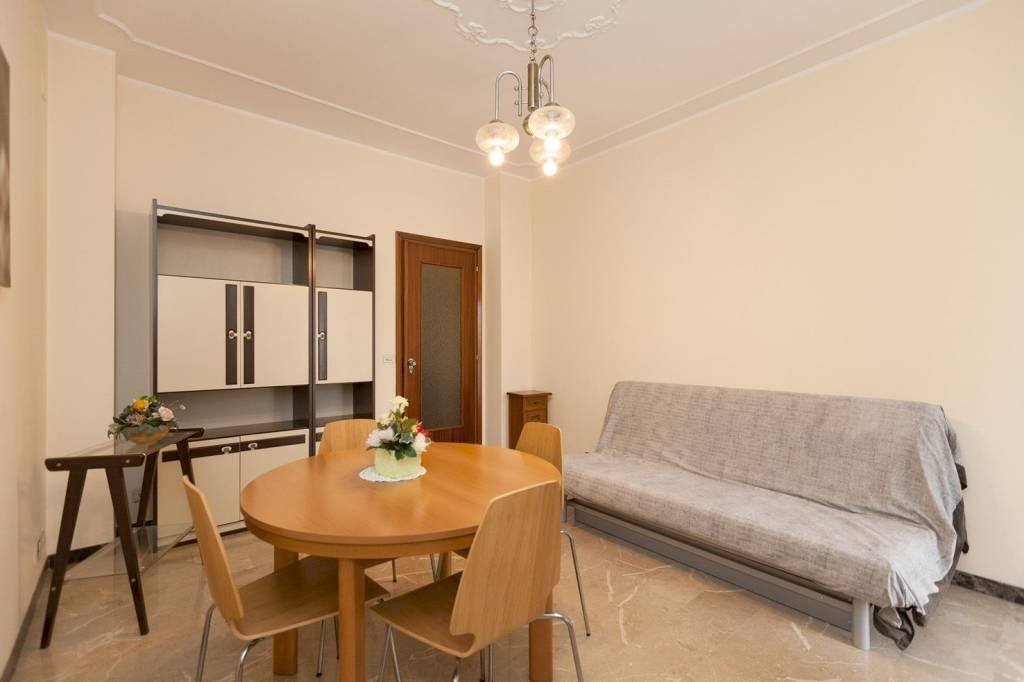 Soggiorno - Two-room apartment via Filadelfia, 122, Torino (neighborhood Santa Rita) - photo 1