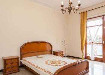 Camera da letto - Bilocale via Filadelfia, 122, Torino (zona Santa Rita) - foto 25