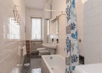 Bagno - Two-room apartment via Filadelfia, 122, Torino (neighborhood Santa Rita) - photo 29