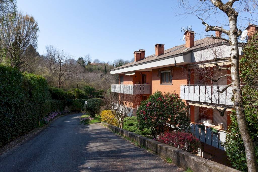 Facciata - Appartamento via Valle della Quiete, 54, San Mauro Torinese - foto 3
