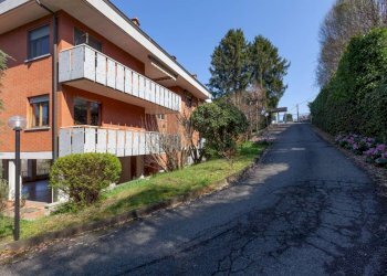 Facciata - Appartamento via Valle della Quiete, 54, San Mauro Torinese - foto 1