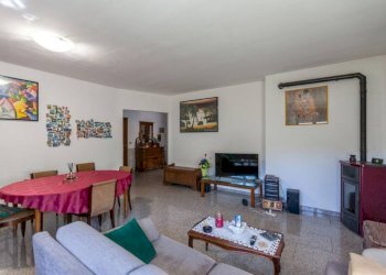 Salone - Appartamento via Valle della Quiete, 54, San Mauro Torinese - foto 5