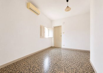 Foto 12 - Attic via Lungomare Stefano Pugliese
 
300, Catanzaro - photo 12