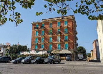 Facciata - Quadrilocale Ozzano dell'Emilia - foto 16