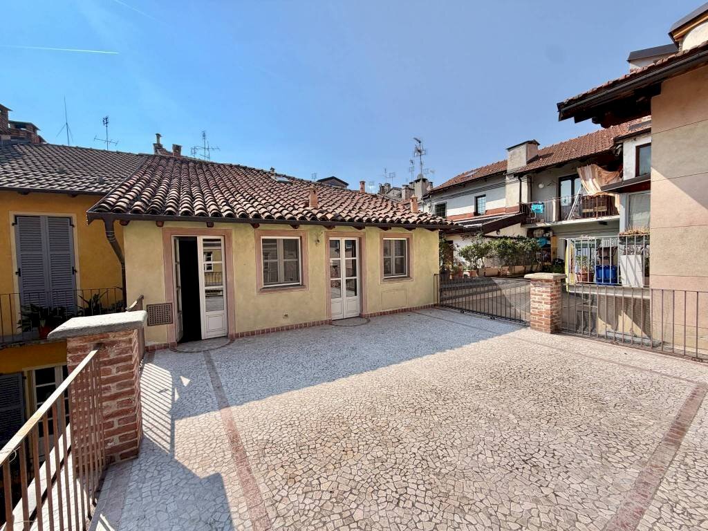 Terrazzo - Appartamento via Saluzzo, 20, Cuneo (zona Centro) - foto 3