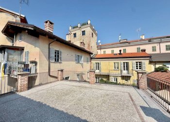 Terrazzo - Quadrilocale via Saluzzo, 20, Cuneo (zona Centro) - foto 4