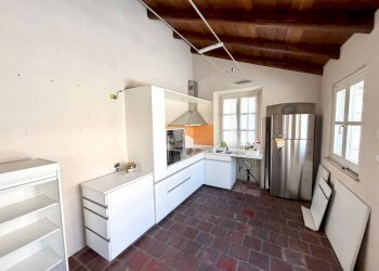 Cucina - Four-room apartment via Saluzzo, 20, Cuneo (neighborhood Centro) - photo 14