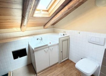 Bagno - Four-room apartment via Saluzzo, 20, Cuneo (neighborhood Centro) - photo 19