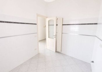 Cucina - Four-room apartment via Aurelia, 62, Bordighera - photo 3