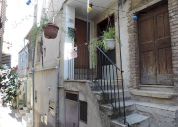 Facciata - Three-room apartment via Entroterra, 6, Scandriglia - photo 8