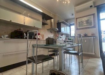 Cucina - Trilocale via Osoppo, 44, Torino (zona Santa Rita) - foto 28