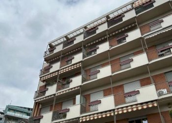 Facciata - Trilocale via Osoppo, 44, Torino (zona Santa Rita) - foto 31