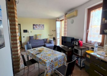 zona giorno - Three-room apartment via Pascoli, Crespiatica - photo 5
