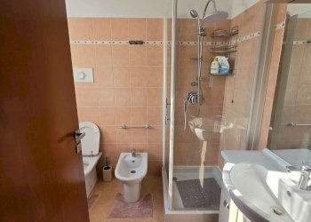 bagno di servizio - Three-room apartment via Pascoli, Crespiatica - photo 12