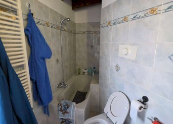 bagno padronale - Three-room apartment via Pascoli, Crespiatica - photo 24