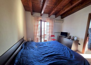 camera matrimoniale - Three-room apartment via Pascoli, Crespiatica - photo 39