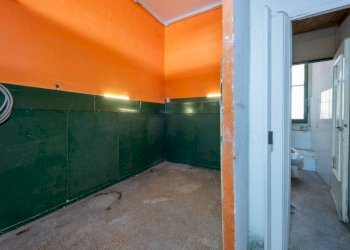 Studio - Negozio via Giovanni Torti, 131r, Genova (zona Marassi) - foto 4