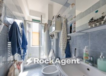 Bagno - Two-room apartment via Nicolò Copernico, 18, Genova (neighborhood San Martino) - photo 19