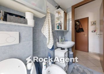 Bagno - Two-room apartment via Nicolò Copernico, 18, Genova (neighborhood San Martino) - photo 20