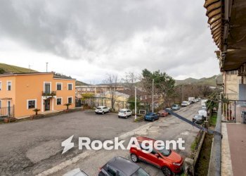 Vista - Three-room apartment via Conti di Loritello, 9/B, Catanzaro - photo 33