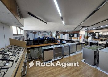 Interno non residenziale - Shop via Roma, 61, Casarano - photo 16