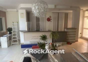 Salone - Negozio viale della Gioventù, 22, San Giovanni Rotondo - foto 8