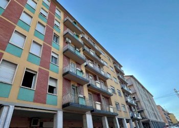 Facciata - Three-room apartment via Marco Emilio Lepido, Bologna (neighborhood Borgo Panigale) - photo 1