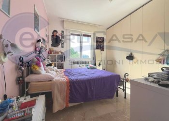 Camera da letto - Quadrilocale Ozzano dell'Emilia - foto 33