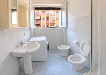 Bagno - One-room apartment via Costanzo Casana, 106, Roma (neighborhood Lido di Ostia) - photo 11