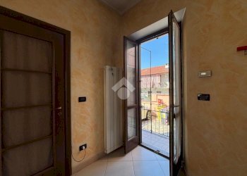 One-room apartment Via Caluso, Chivasso - photo 8