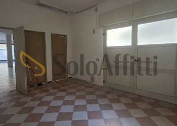 20260717_183944_resized - Commercial Premises Piazza San Martino 8, Legnago - photo 9