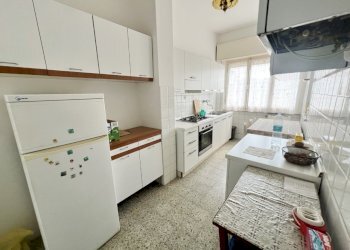 IMG_8642 (Grande) - Three-family Villa Massa - photo 7