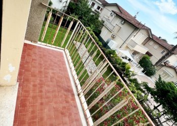 IMG_8646 (Grande) - Three-family Villa Massa - photo 9