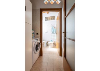 Two-room apartment Aicurzio - photo 12
