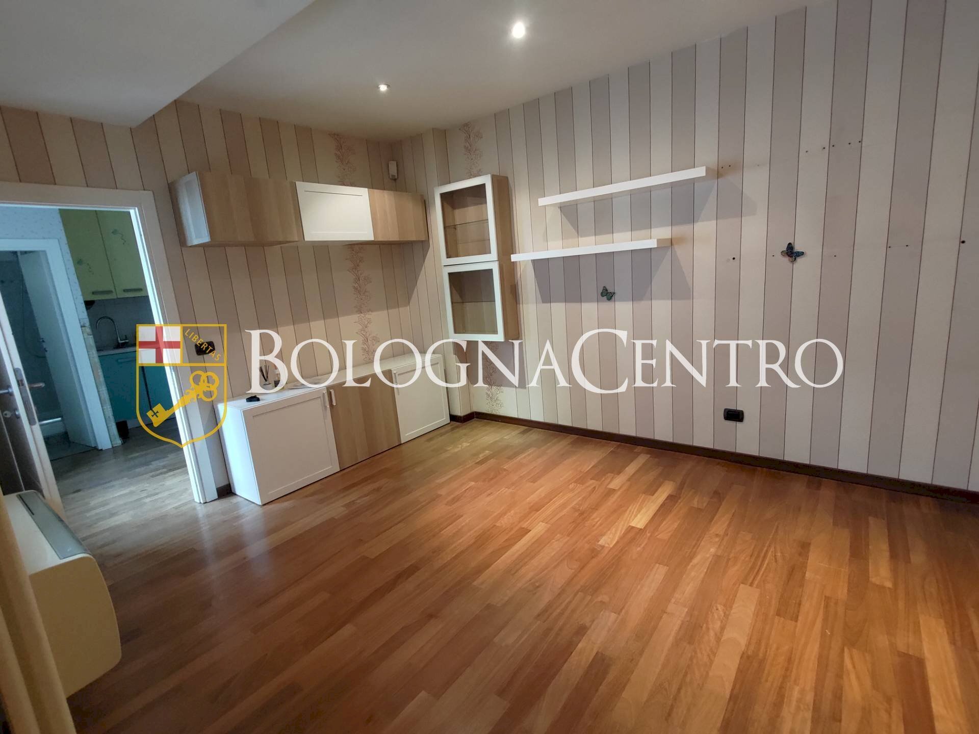 Three-room apartment Bologna (neighborhood Centro Storico) - photo 3