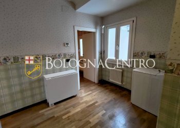 Three-room apartment Bologna (neighborhood Centro Storico) - photo 8