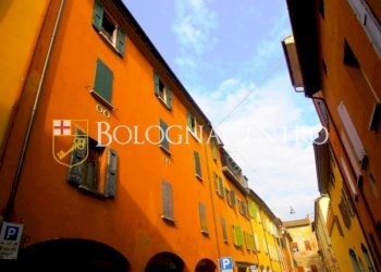 Three-room apartment Bologna (neighborhood Centro Storico) - photo 20