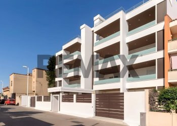 Edificio all\'aperto - Quadrilocale Via Dei Giunchi
 
11, Cagliari - foto 8