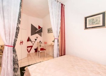 Camera da letto - Two-room apartment via Lauro Rossi, 12, Torino (neighborhood Barriera Milano) - photo 9